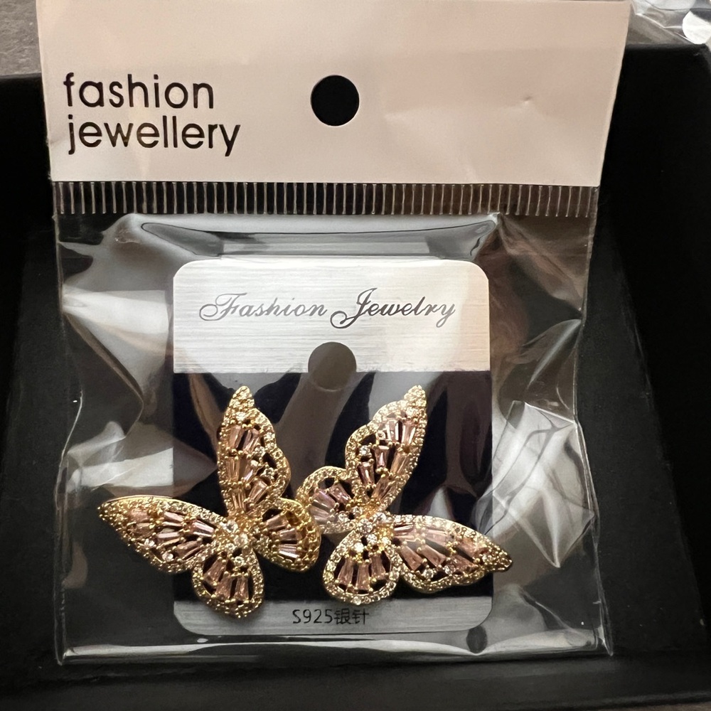 LOT OF 10 Elegant Gold and Pink Butterfly Earrings